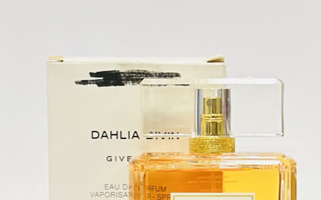 Givenchy Dahlia Divin EDP 75ml